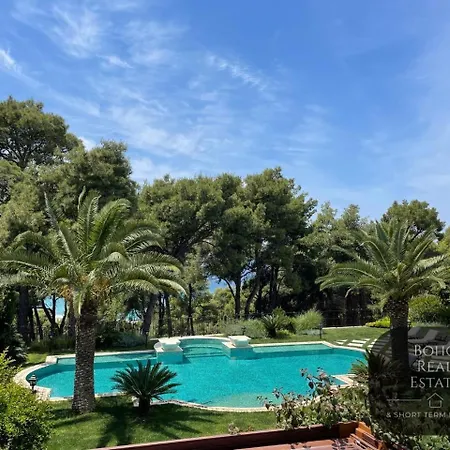 Travertino Al Mare וילה